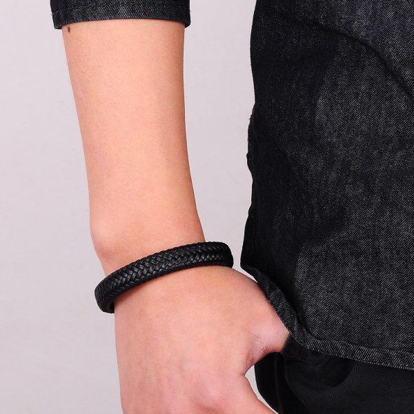 Men's Simple Leather Bracelet - Image 6
